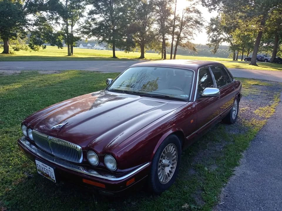 1997 Jaguar X300 XJ - Image 11 of 12