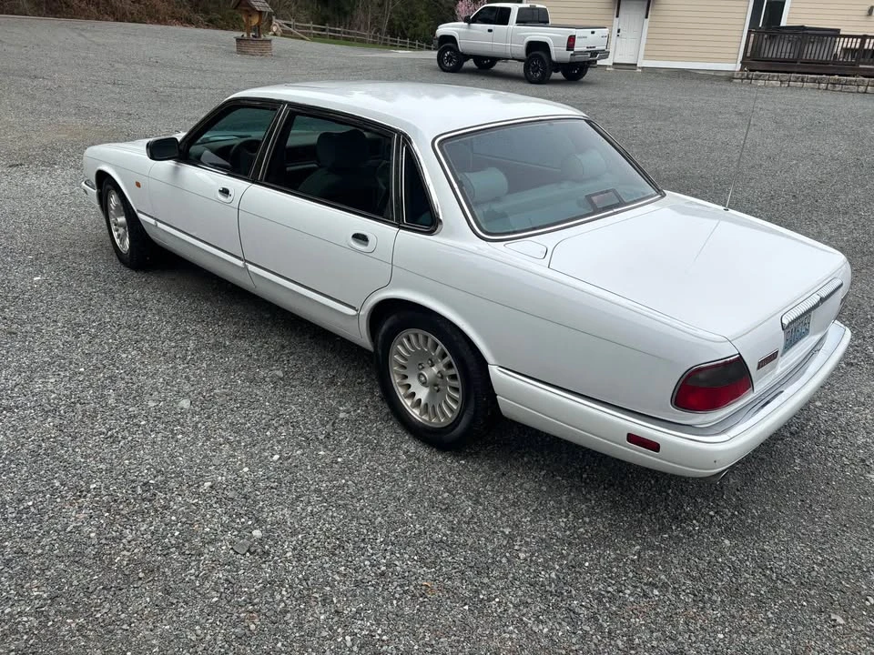 1997 Jaguar X300 XJ - Image 4 of 8