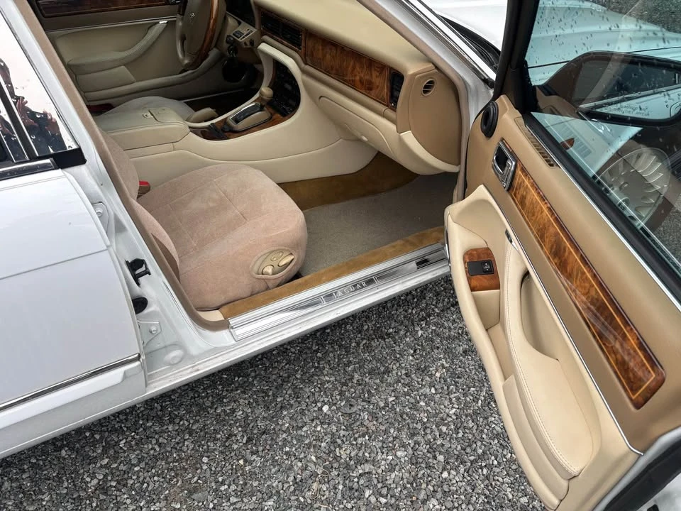 1997 Jaguar X300 XJ - Image 8 of 8