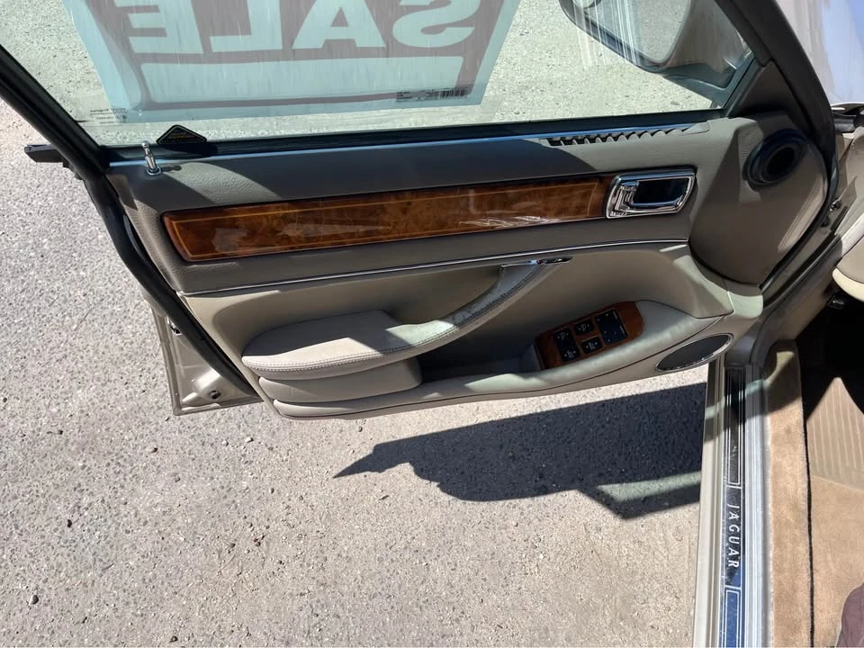 1997 Jaguar X300 XJ - Image 6 of 8