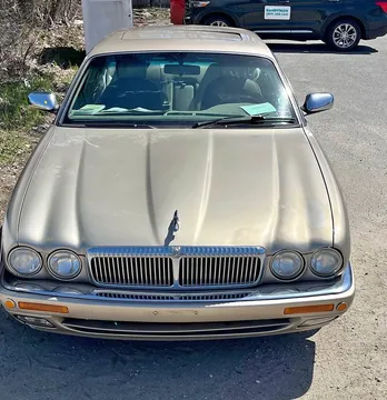 1997 Jaguar XJ Vanden Plas Sedan