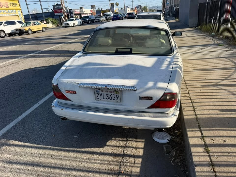 1997 Jaguar X300 XJ - Image 6 of 13