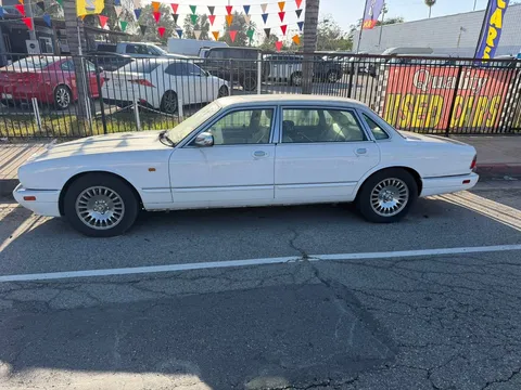 1997 Jaguar XJ Vanden Plas