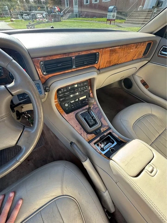 1997 Jaguar X300 XJ - Image 7 of 9