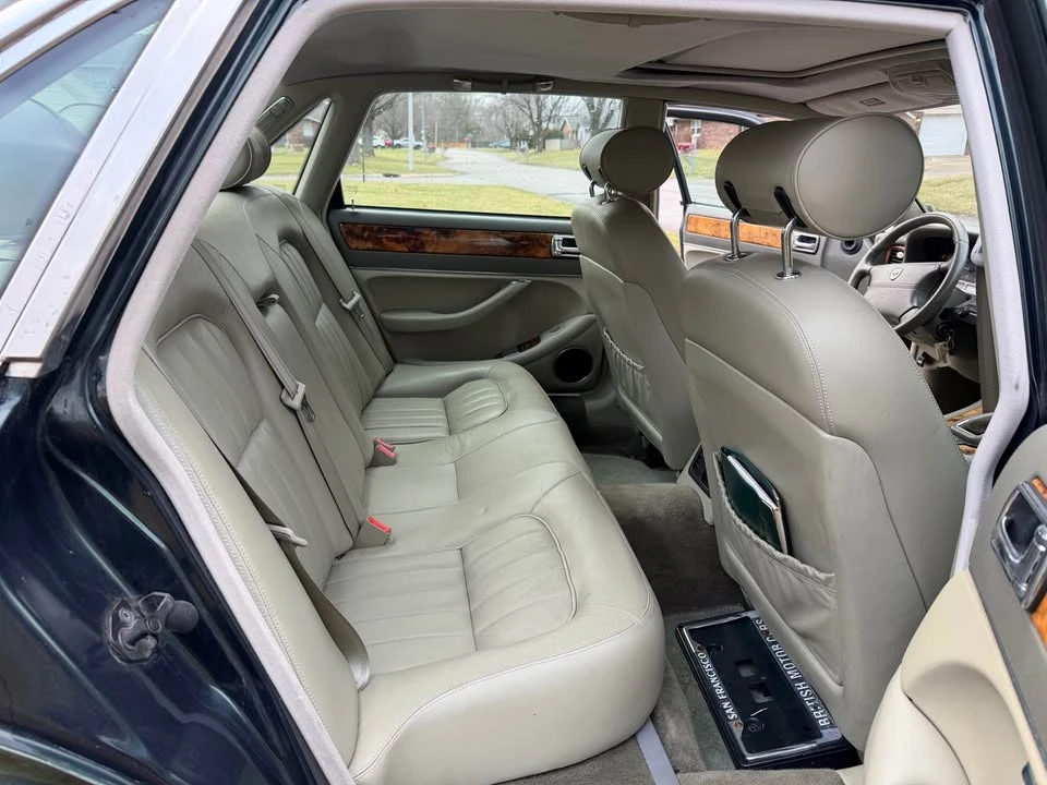 1997 Jaguar X300 XJ - Image 9 of 10