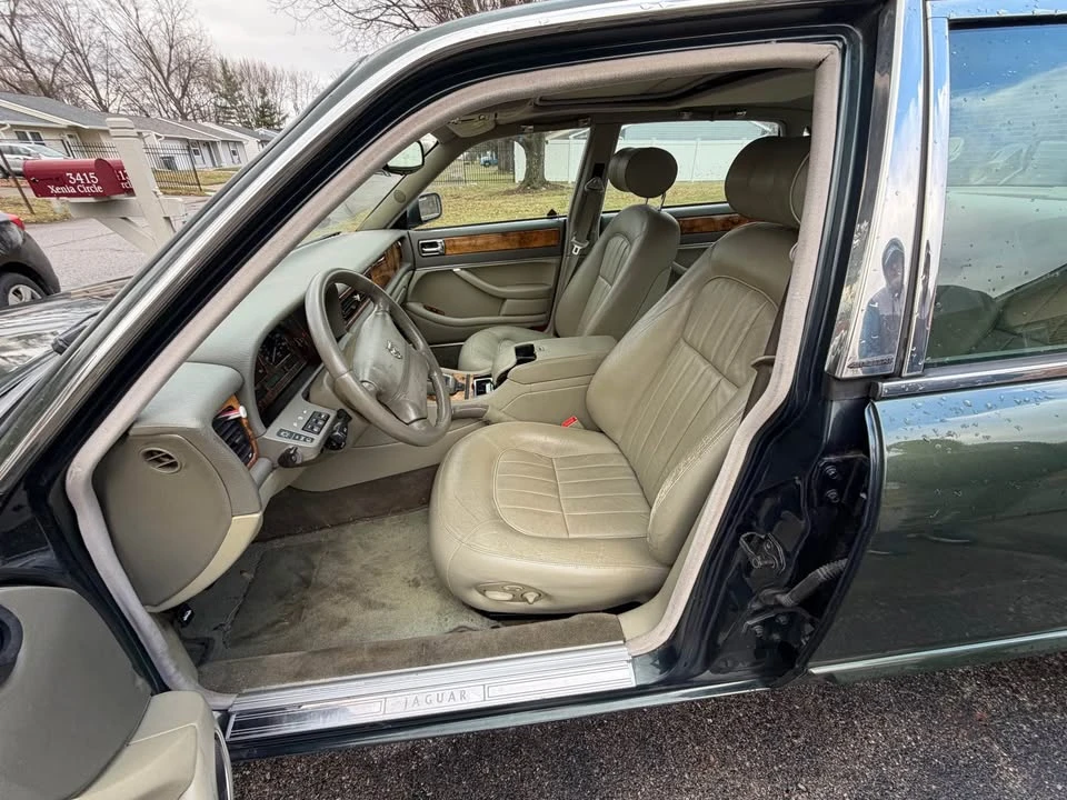 1997 Jaguar X300 XJ - Image 3 of 10