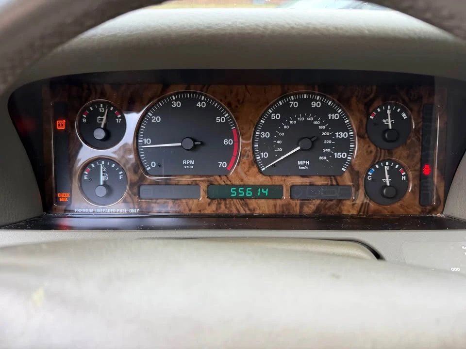 1997 Jaguar X300 XJ - Image 2 of 10