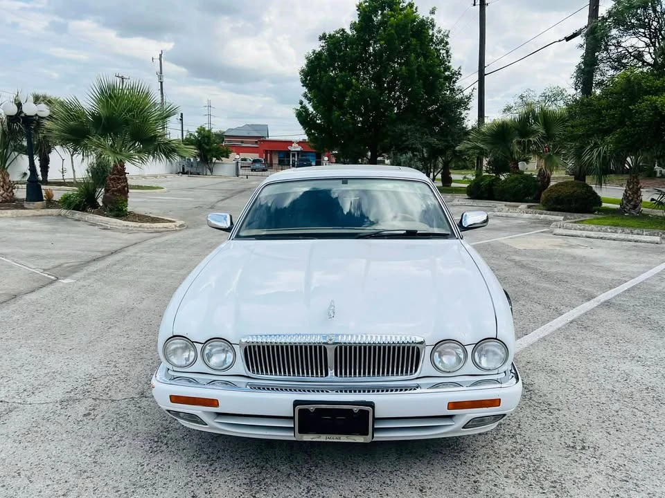 1997 Jaguar X300 XJ - Image 19 of 20