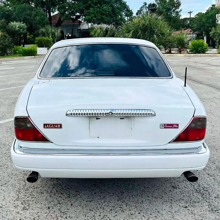 1997 Jaguar X300 XJ - Image 2 of 20