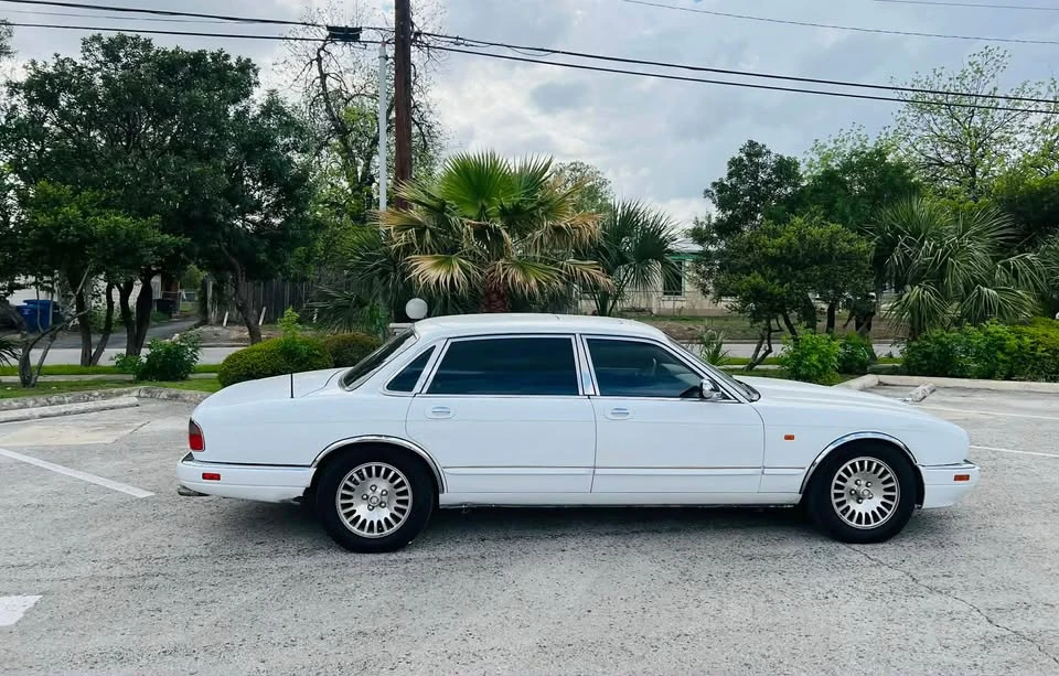1997 Jaguar X300 XJ - Image 16 of 20