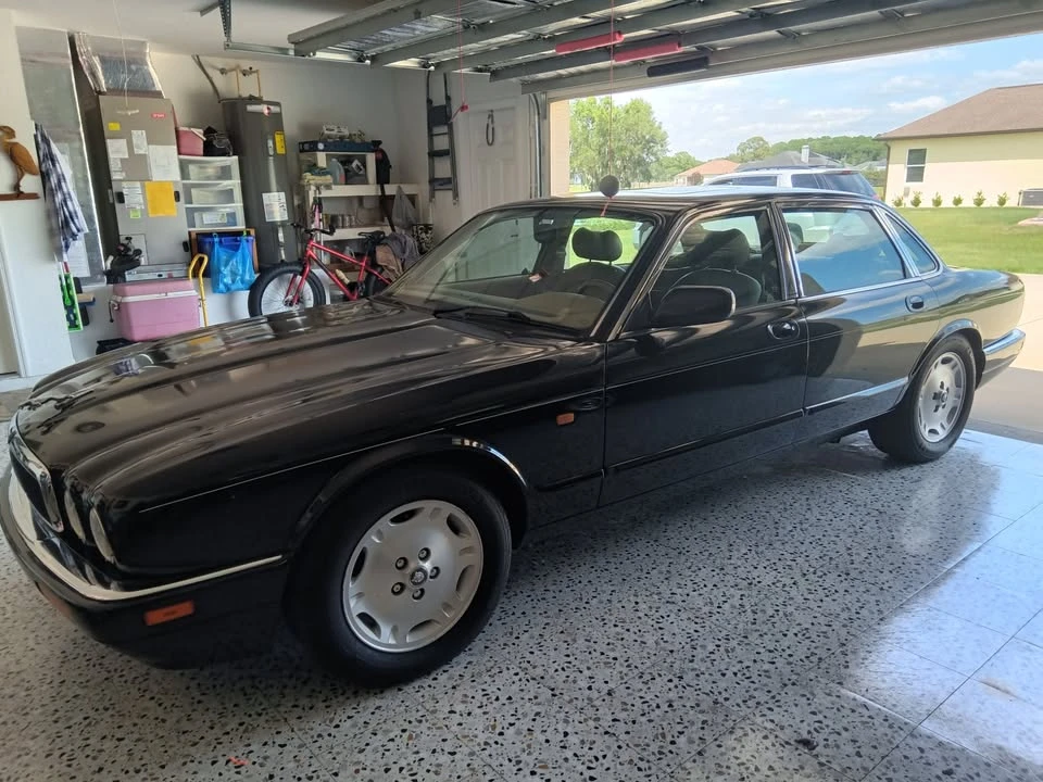 1997 Jaguar X300 XJ - Image 3 of 9