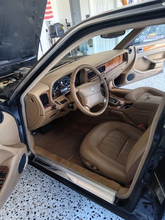 1997 Jaguar X300 XJ - Image 9 of 9