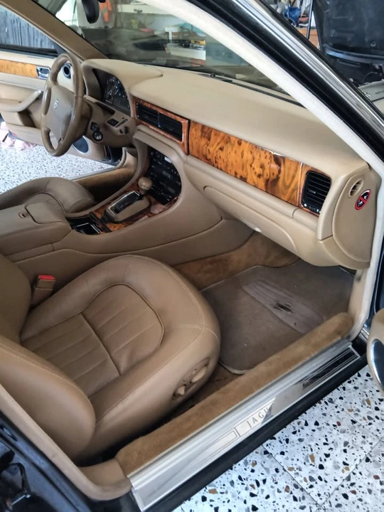 1997 Jaguar X300 XJ - Image 5 of 9