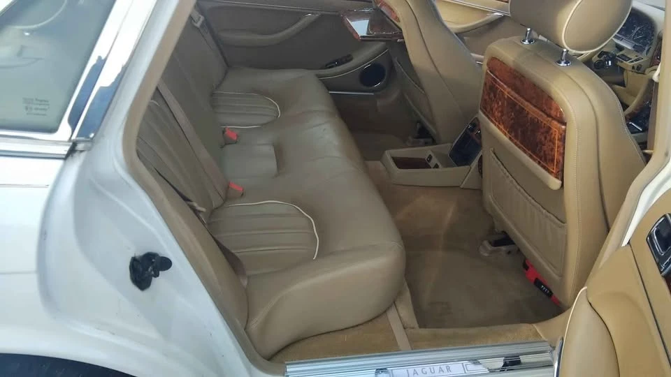 1997 Jaguar X300 XJ - Image 11 of 14