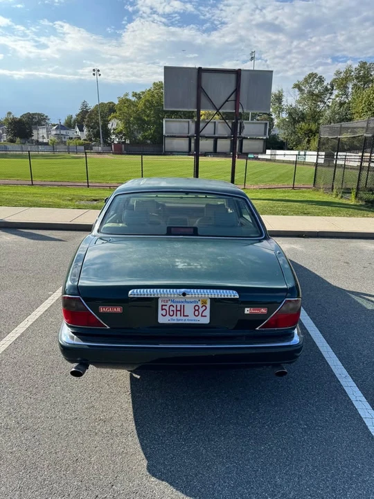 1997 Jaguar X300 XJ - Image 2 of 9