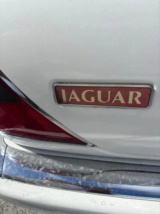 1997 Jaguar X300 XJ - Image 9 of 11