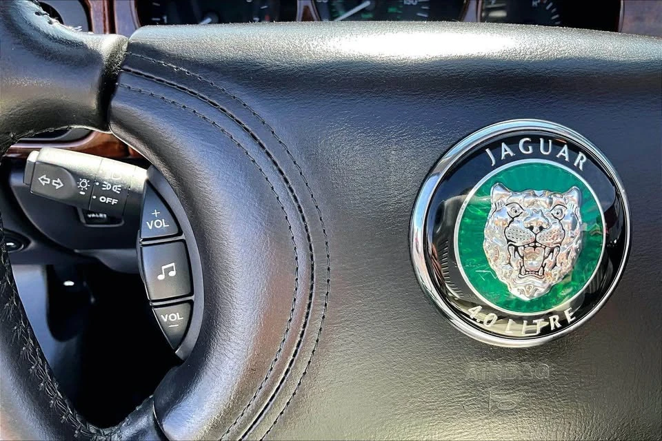1997 Jaguar X100 XK8 - Image 15 of 20
