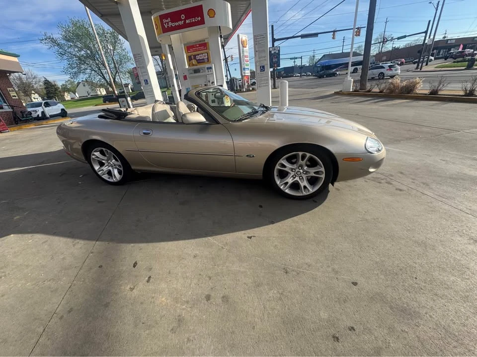 1997 Jaguar X100 XK8 - Image 2 of 6