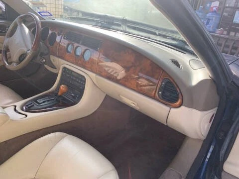 1997 Jaguar X100 XK8 - Image 17 of 18