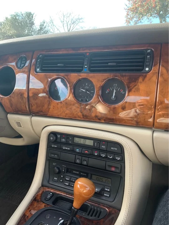 1997 Jaguar X100 XK8 - Image 14 of 16