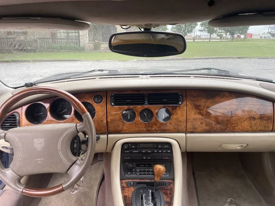 1997 Jaguar X100 XK8 - Image 11 of 12