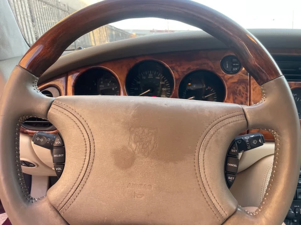1997 Jaguar X100 XK8 - Image 13 of 16