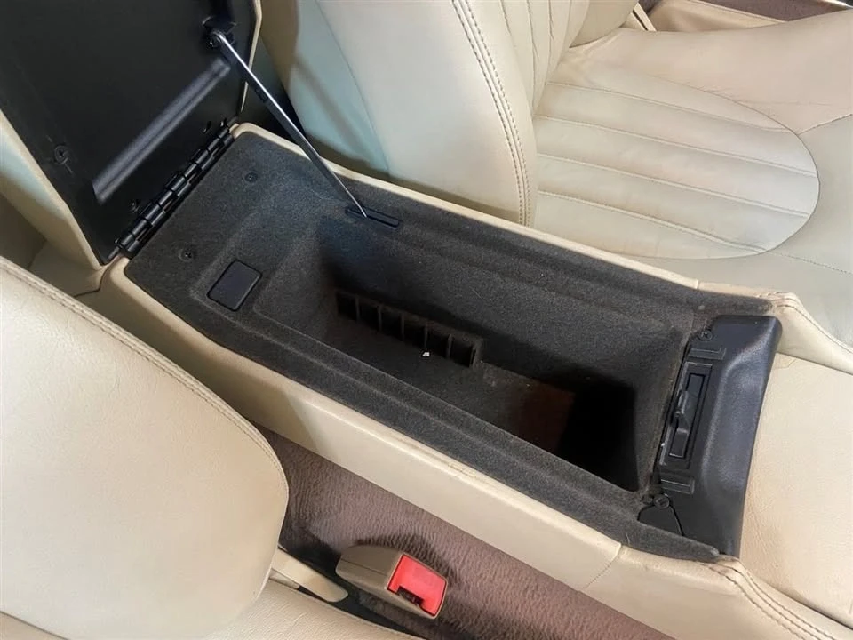 1997 Jaguar X100 XK8 - Image 20 of 20