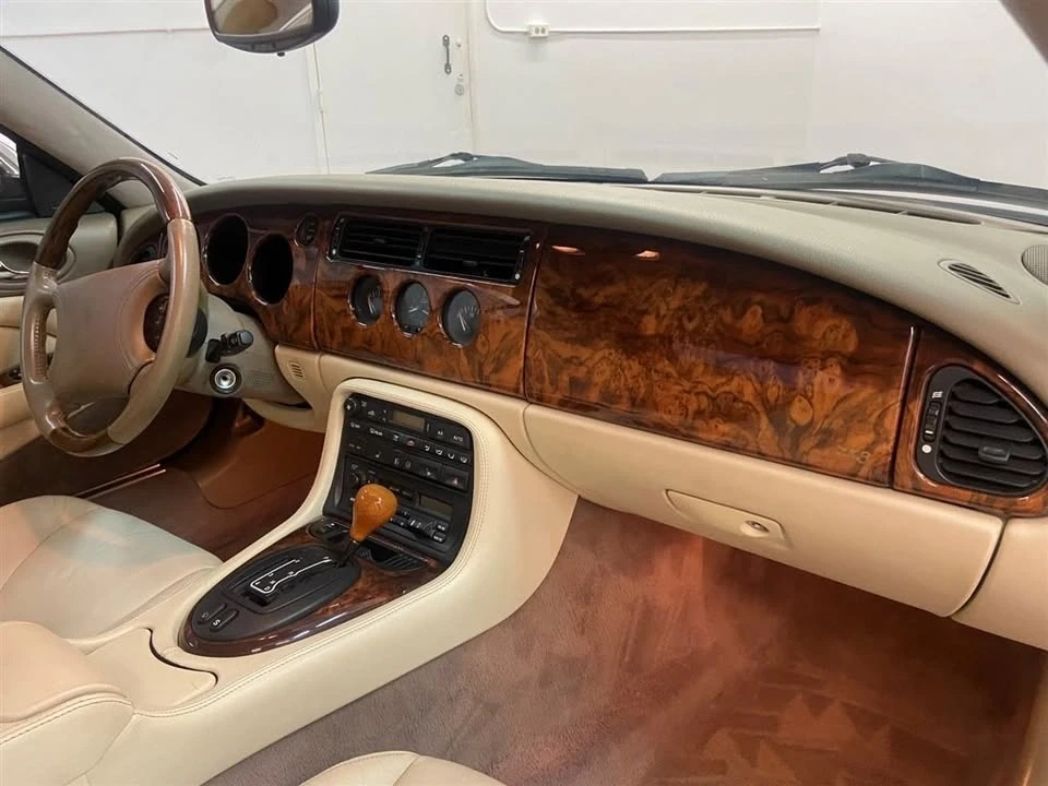 1997 Jaguar X100 XK8 - Image 18 of 20
