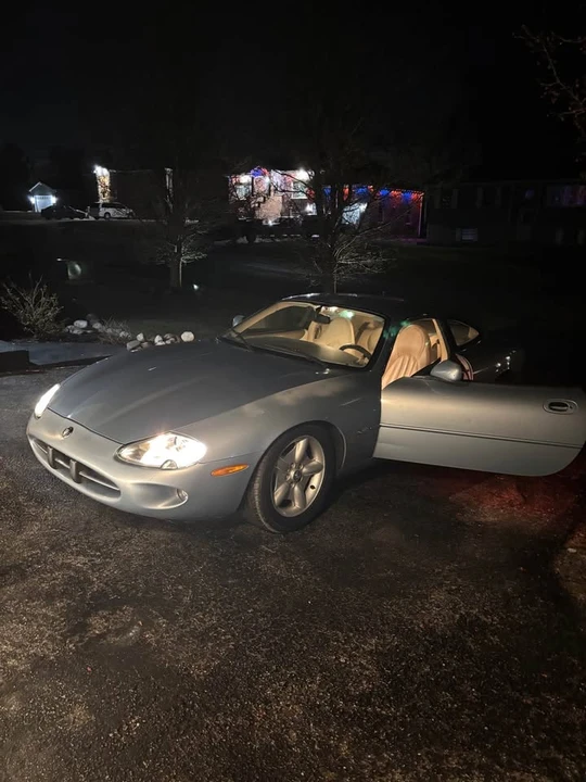 1997 Jaguar X100 XK8 - Image 3 of 10