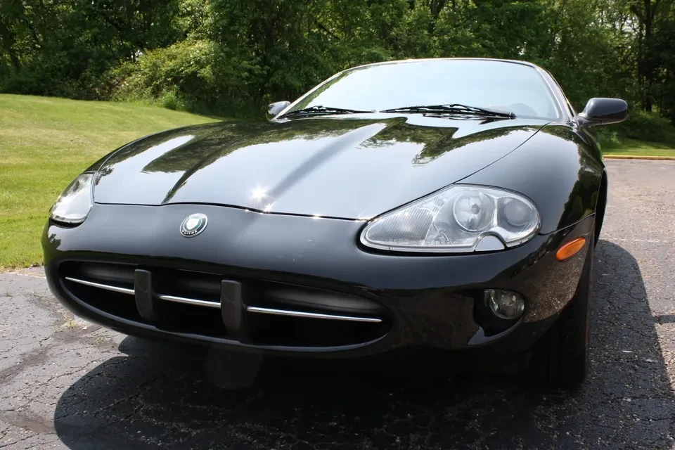 1997 Jaguar X100 XK8 - Image 2 of 17
