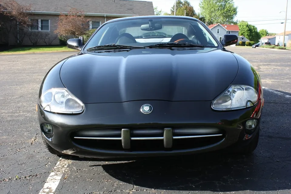 1997 Jaguar X100 XK8 - Image 3 of 17