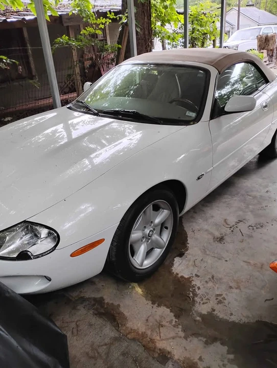 1997 Jaguar X100 XK8 - Image 3 of 8