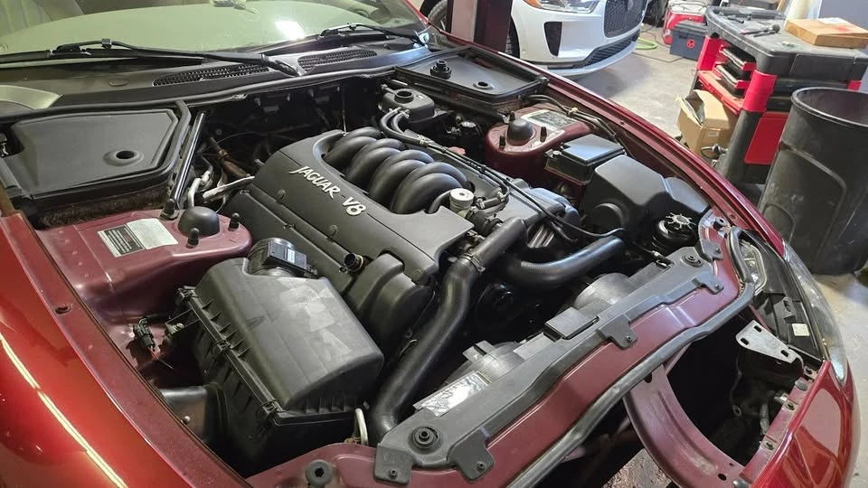 1997 Jaguar X100 XK8 - Image 4 of 10