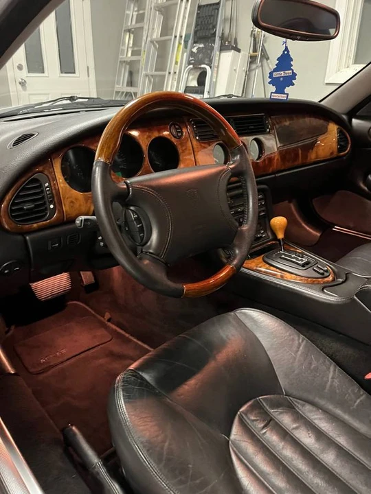 1997 Jaguar X100 XK8 - Image 4 of 11