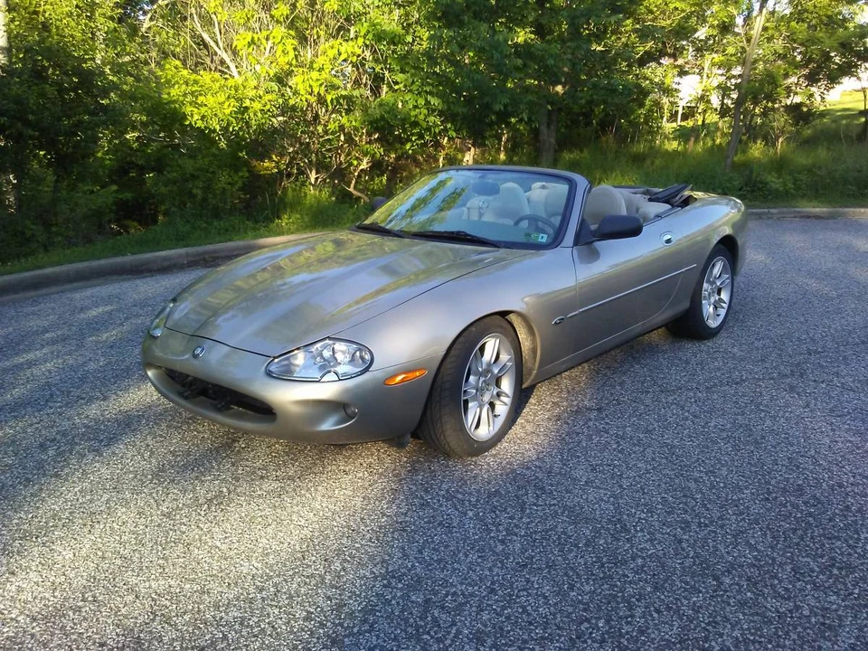 1997 Jaguar X100 XK8 - Image 5 of 6