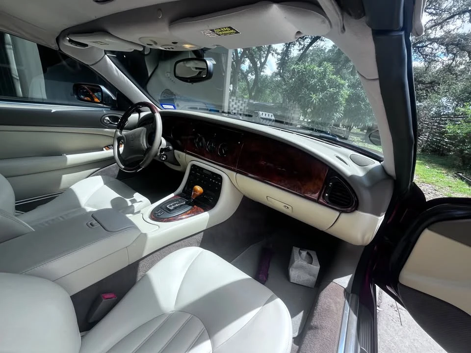 1997 Jaguar X100 XK8 - Image 14 of 18