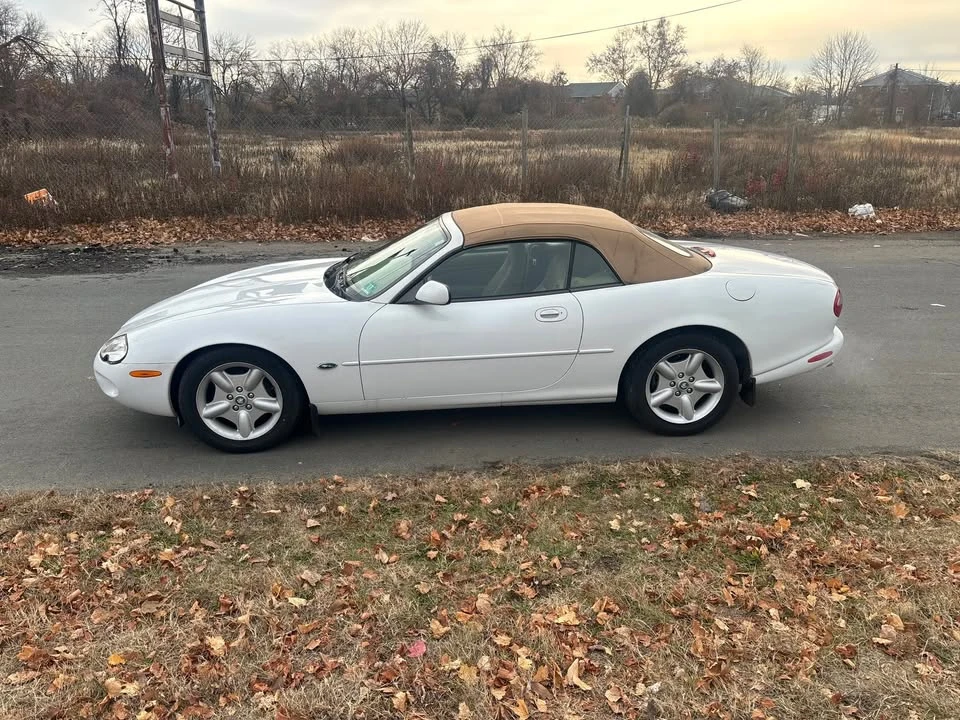 1997 Jaguar X100 XK8 - Image 13 of 18