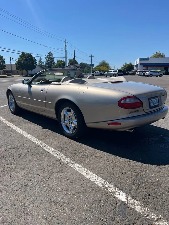 1997 Jaguar X100 XK8 - Image 4 of 6