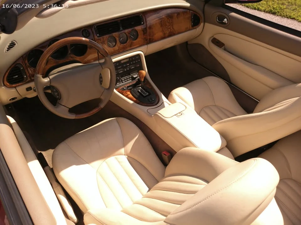 1997 Jaguar X100 XK8 - Image 11 of 19