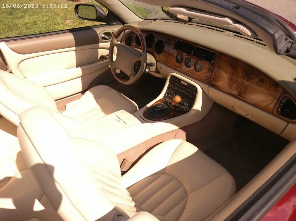 1997 Jaguar X100 XK8 - Image 10 of 19
