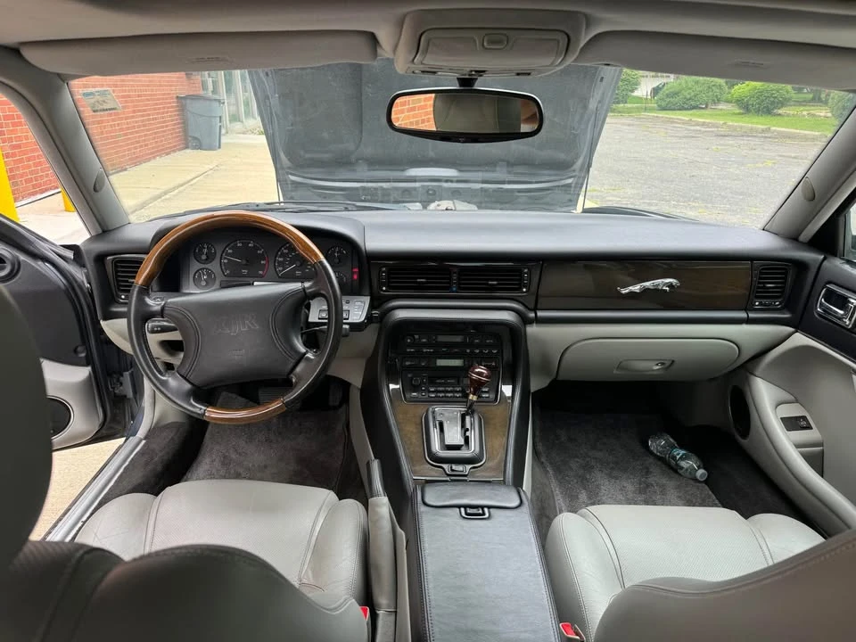 1997 Jaguar X308 XJR - Image 7 of 9