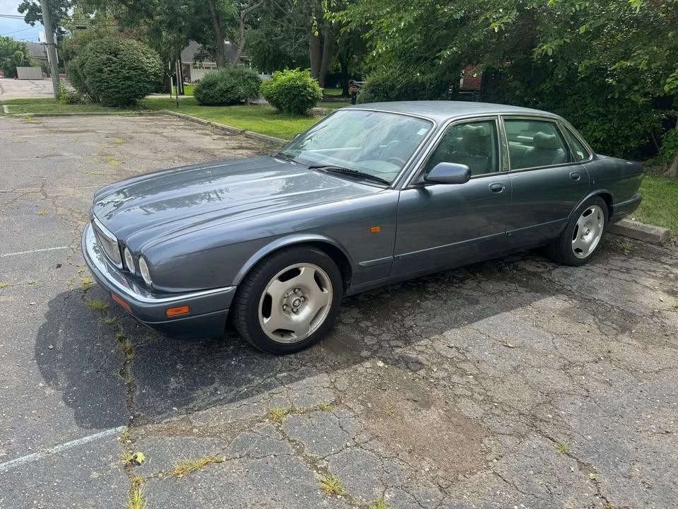 1997 Jaguar X308 XJR - Image 4 of 9