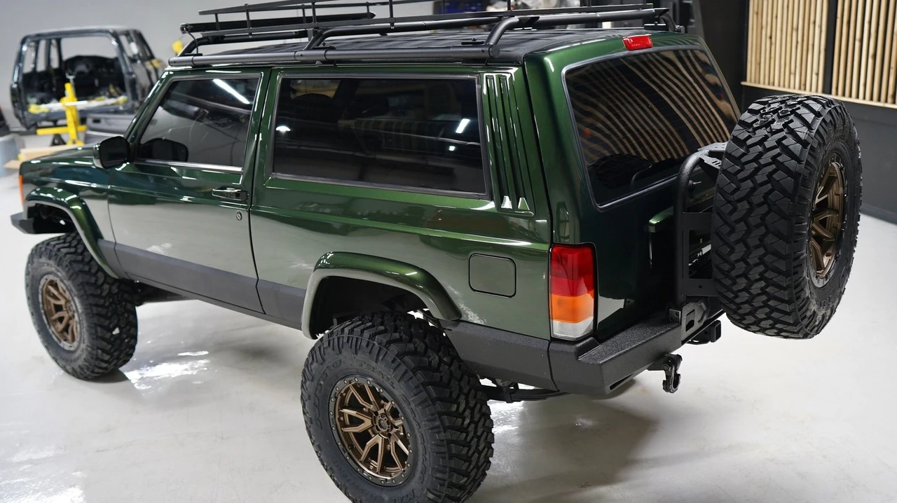 1997 Jeep XJ Cherokee - Image 9 of 24