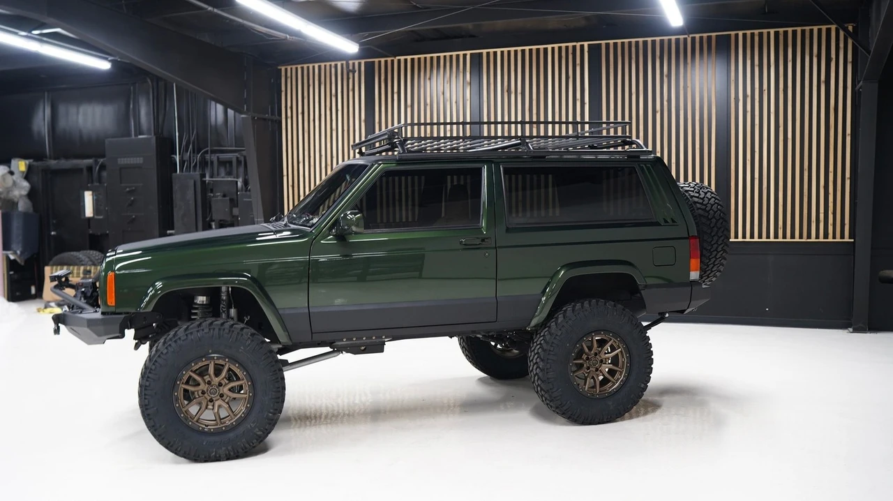 1997 Jeep XJ Cherokee - Image 7 of 24