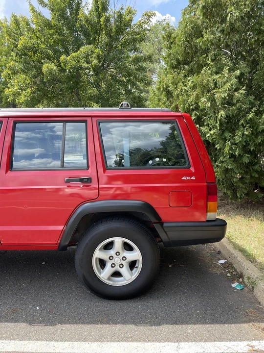 1997 Jeep XJ Cherokee - Image 16 of 31