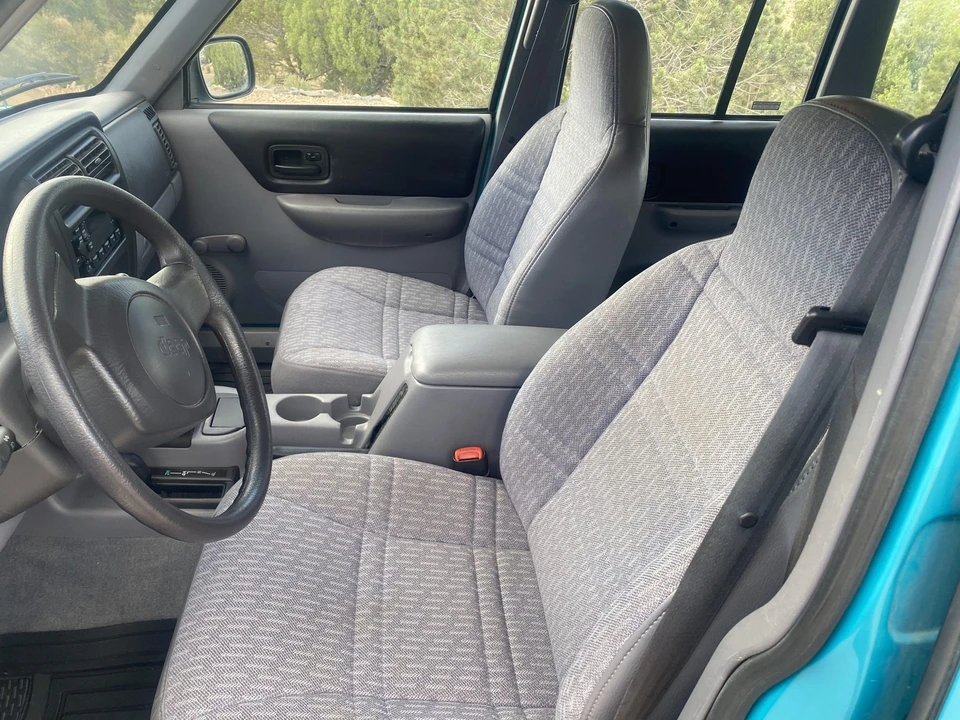 1997 Jeep XJ Cherokee - Image 24 of 31