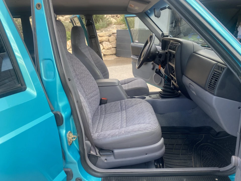 1997 Jeep XJ Cherokee - Image 26 of 31
