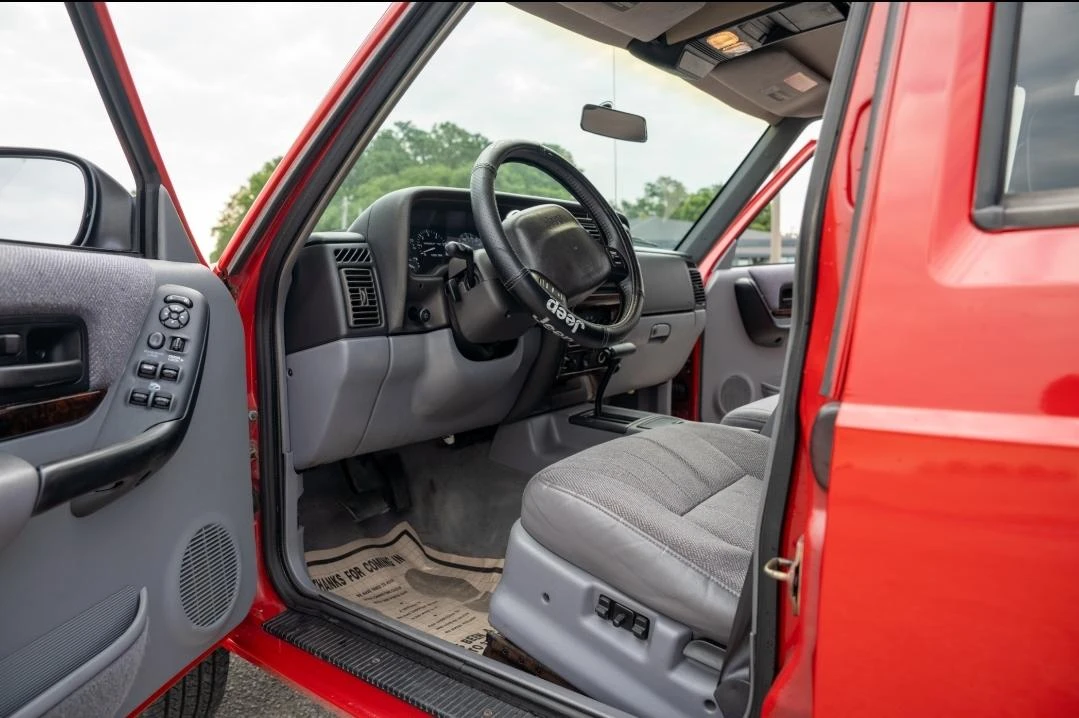 1997 Jeep XJ Cherokee - Image 17 of 31
