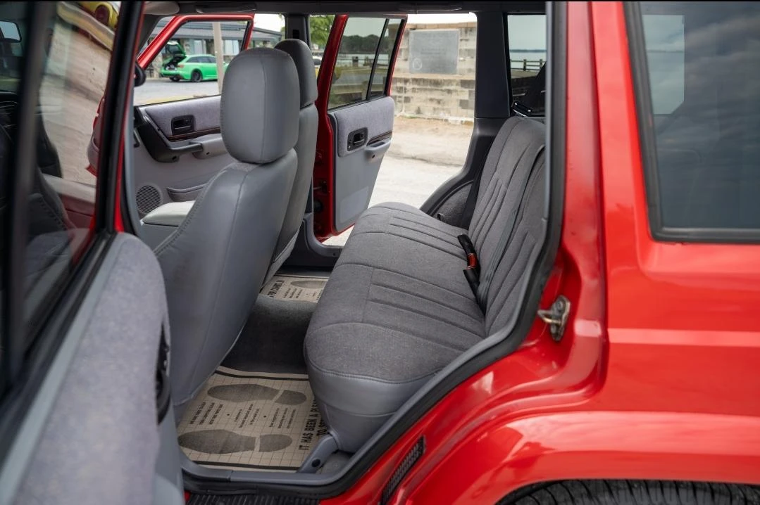 1997 Jeep XJ Cherokee - Image 26 of 31