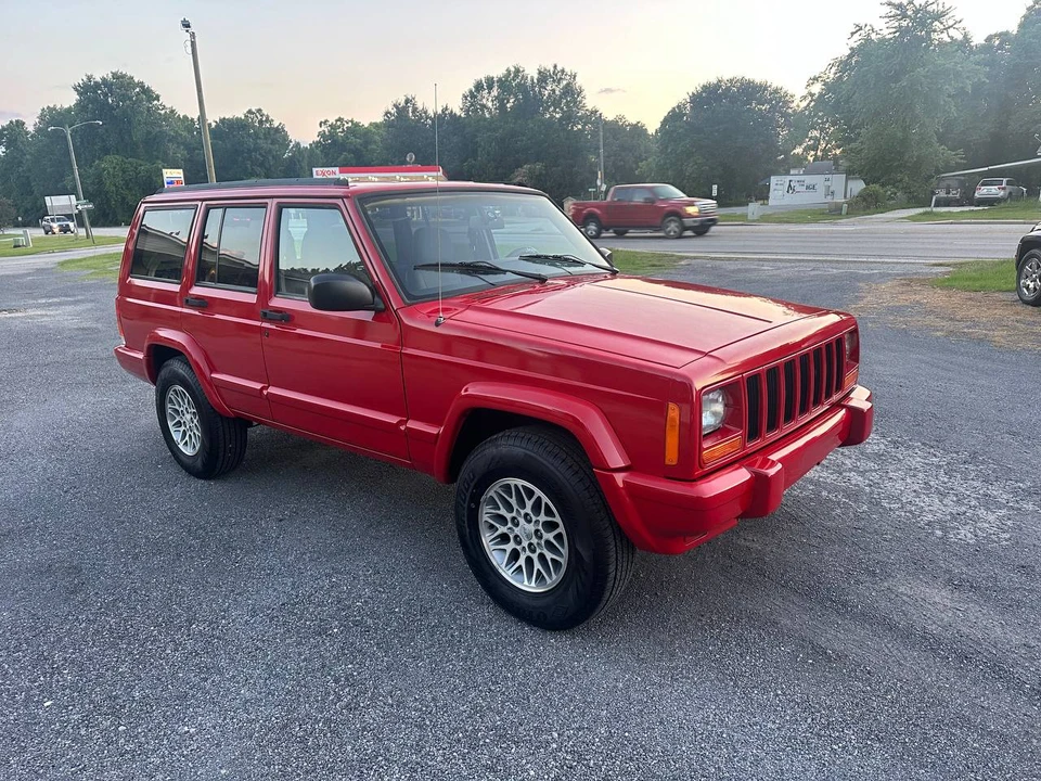 1997 Jeep XJ Cherokee - Image 7 of 31